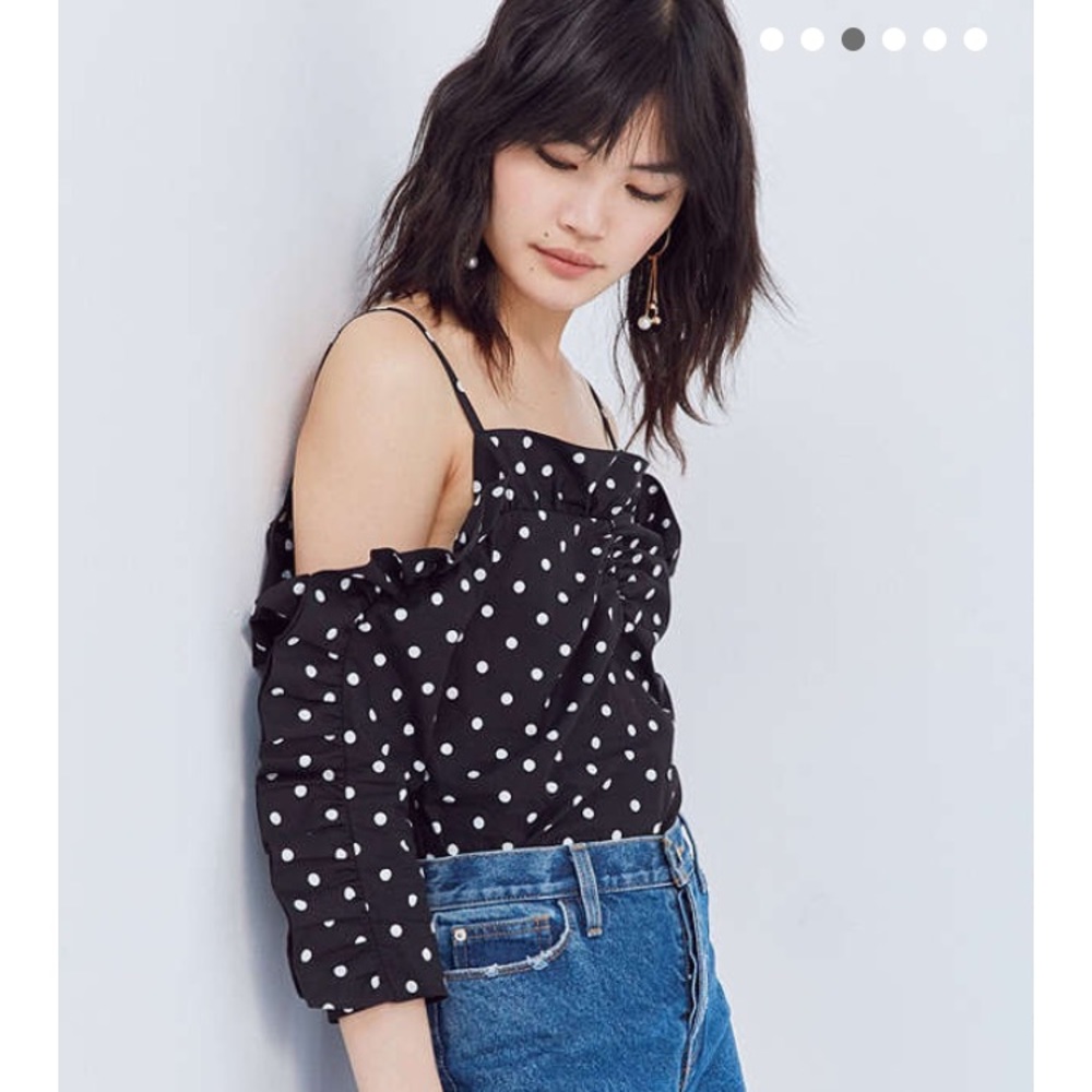 Urban Outfitters Polka Dot Ruffle Top - Picture 3 of 8